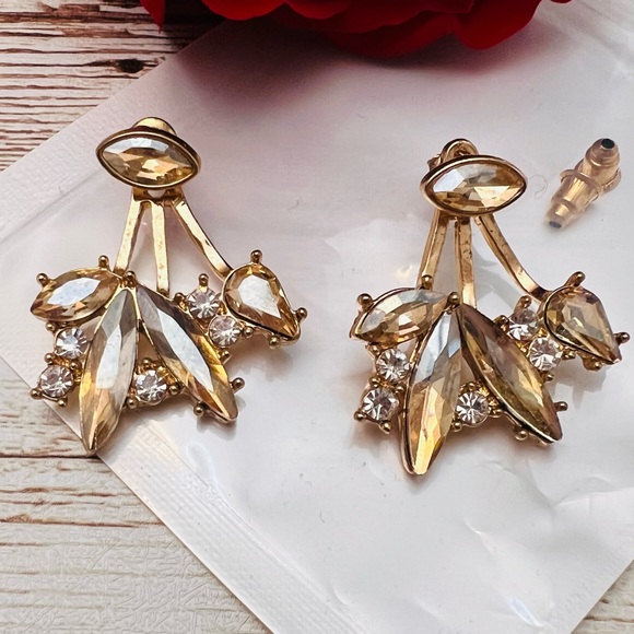 Crystal and gold statement earrings NWOT - Picture 2 of 5